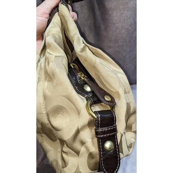 Coach Beige Handbag - Picture 9 of 11